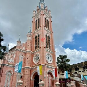 Căn nhà cách nhà thờ Tân Định chỉ vài trăm mét