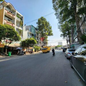 Đường rộng thoáng, thuận tiện kinh doanh