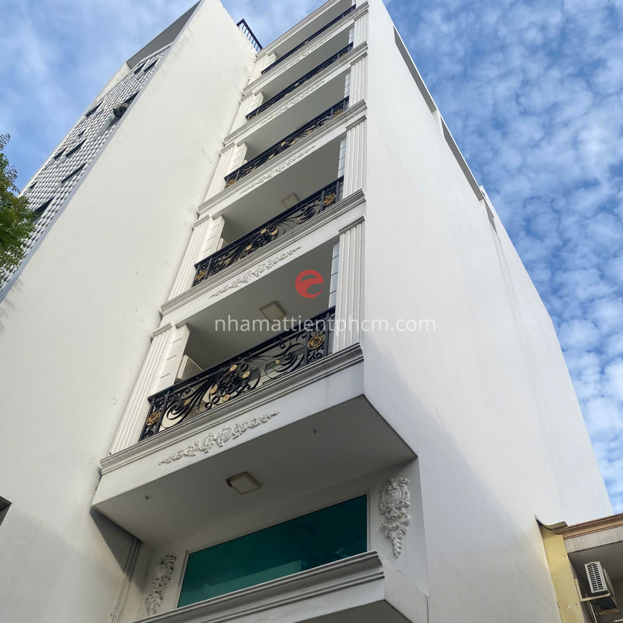 Căn nhà mặt tiền 166 Đỗ Thị Lời, căn nhà có kết cấu 7 tầng, đa công năng sử dụng.